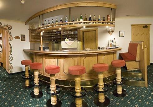 Hotel Persura イシュグル エクステリア 写真